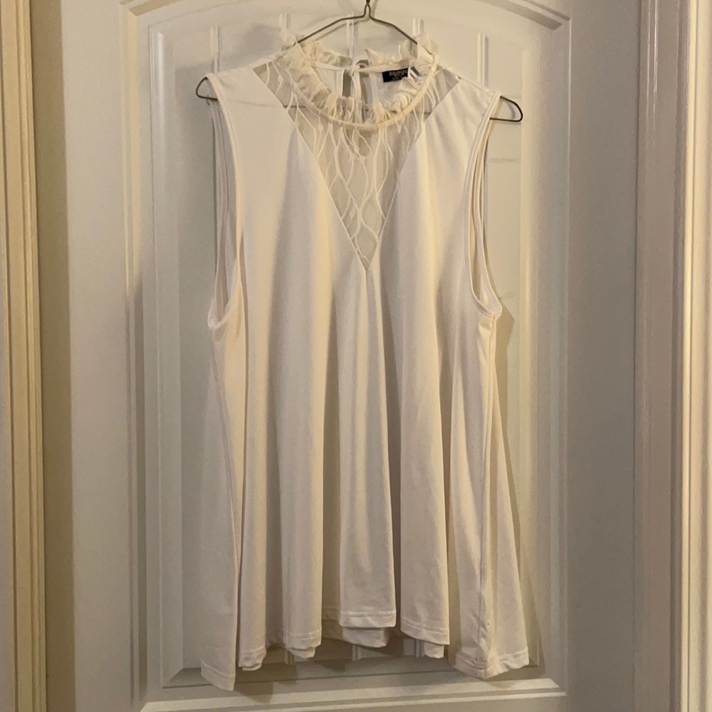 Women’s tunic top.  Pretty V lace inset & soft ruffle at neck (not scratchy)